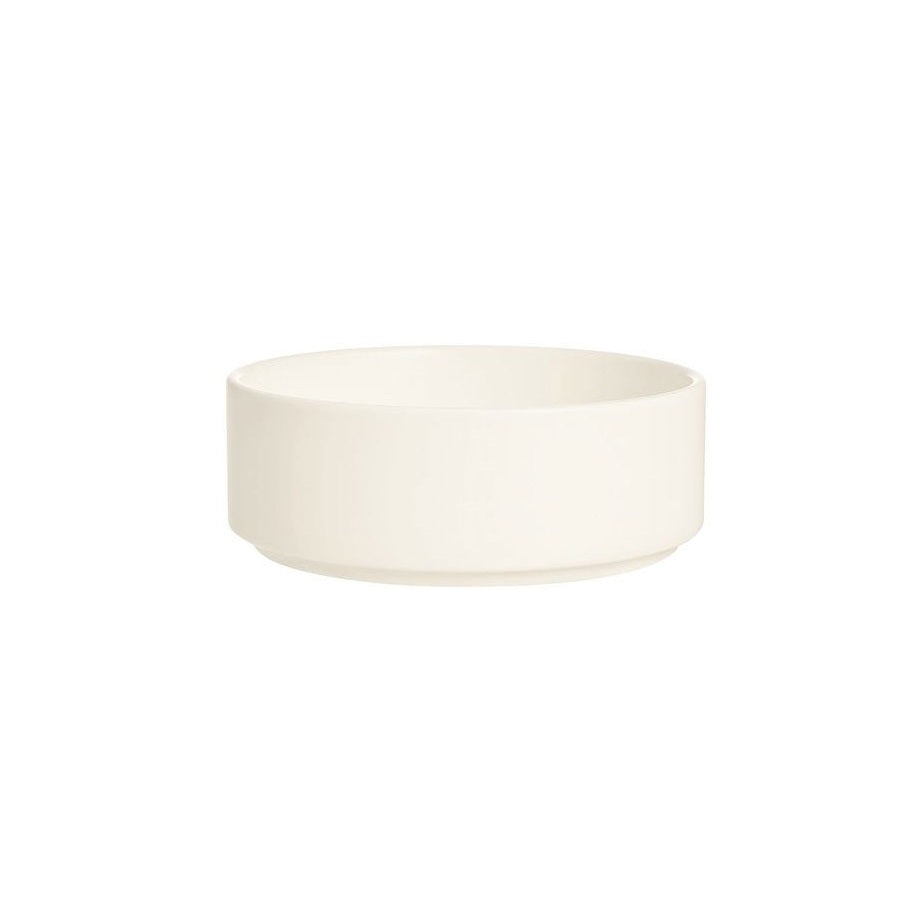 White porcelain vessel, diameter 12 cm